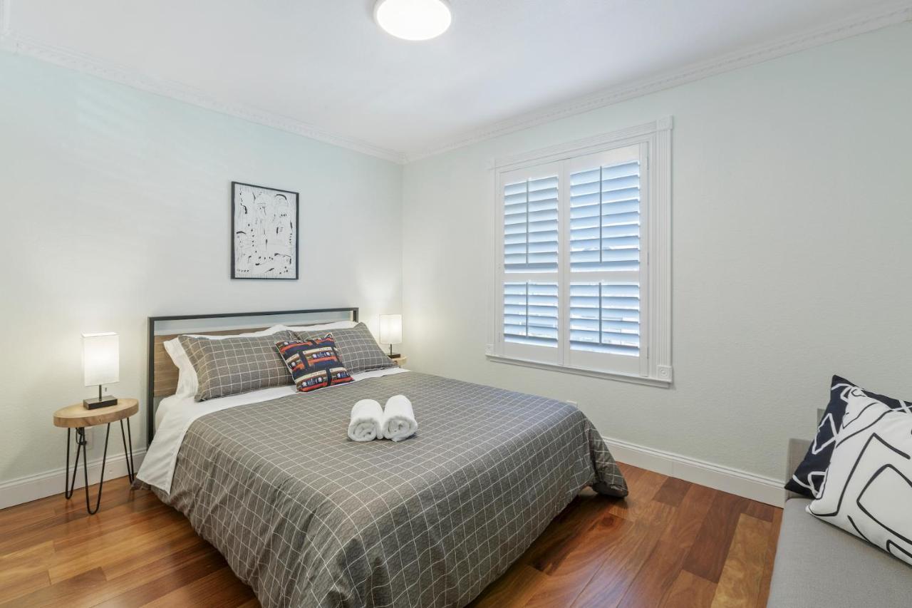 @ Marbella Lane - Buckingham Place Laundry + P Pacifica Exterior foto